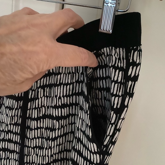 OLSEN CASUAL LIGHTWEIGHT PRINTED PANTS Sz 10 - Picture 6 of 13